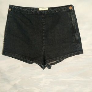 F21 mini shorts